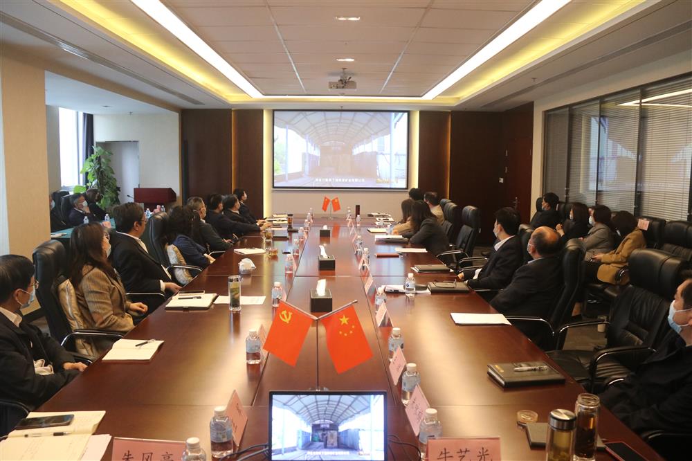 筑牢党员干部廉洁思想防线！15vip太阳成集团古天乐组织观看警示教育片